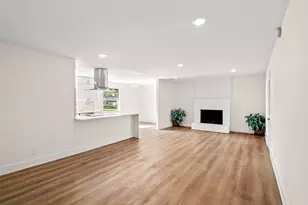 921 Bromwich St, Garland, TX 75040 - Photo 14