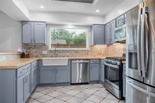 715 Hinsdale Dr, Arlington, TX 76006 - Photo 10