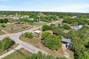 4505 Apple Tree Ct, Granbury, TX 76048 - Photo 40