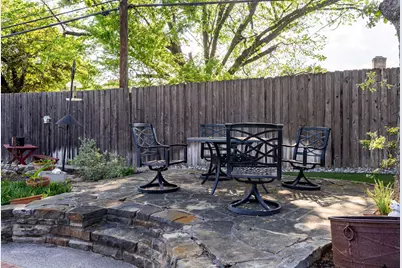 2533 Stonegate Drive N, Bedford, TX 76021 - Photo 32