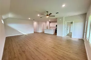 2203 Heatwave Ln, Princeton, TX 75407 - Photo 4