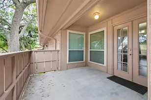 10556 High Hollows Dr, Dallas, TX 75230 - Photo 22