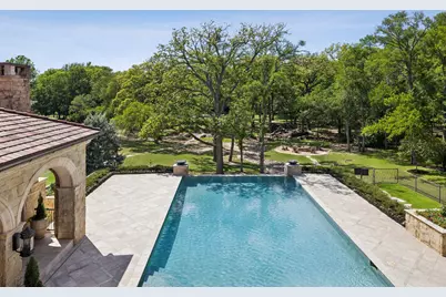690 S Peytonville Avenue, Southlake, TX 76092 - Photo 26