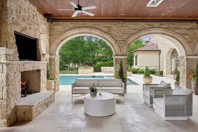 690 S Peytonville Avenue, Southlake, TX 76092 - Photo 24