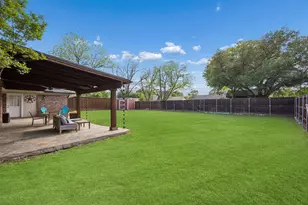 5437 Greenwood Way, North Richland Hills, TX 76180 - Photo 32