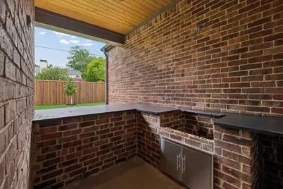 10128 Coppedge Lane, Dallas, TX 75229 - Photo 36