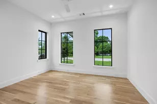 10128 Coppedge Ln, Dallas, TX 75229 - Photo 8