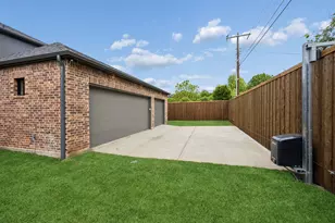 10128 Coppedge Ln, Dallas, TX 75229 - Photo 40