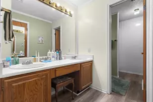 1101 Doe Run Dr, Tool, TX 75143 - Photo 18