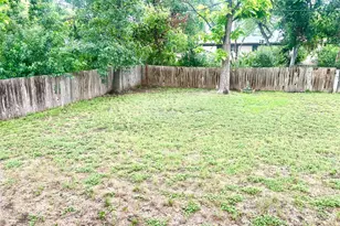 102 E Walker Ave, Temple, TX 76501 - Photo 14