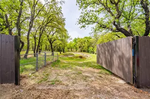 685 Co Rd 3673, Paradise, TX 76073 - Photo 20