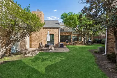 217 Cimarron Trail #5, Irving, TX 75063 - Photo 26