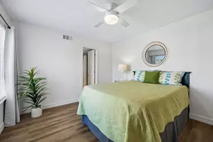 217 Cimarron Trail, Irving, TX 75063 - Photo 22