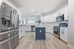 10884 Hawks Landing Rd, Fort Worth, TX 76052 - Photo 8