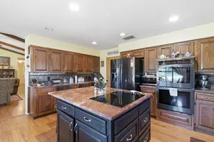 1101 Tanglewood Dr, Weatherford, TX 76087 - Photo 14