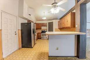 4550 S Lakeview Dr, Gordon, TX 76453 - Photo 12