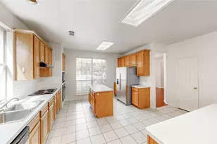 1310 Pinehurst Dr, Lewisville, TX 75077 - Photo 10