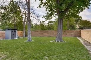 2236 Hartline Dr, Dallas, TX 75228 - Photo 24