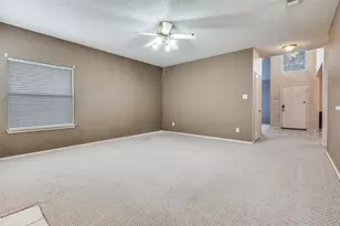 4562 Normandy Way, Grand Prairie, TX 75052 - Photo 12