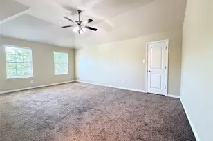 304 Basil St, Garland, TX 75040 - Photo 10