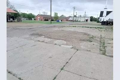 219 N Pearl Street, Trenton, TX 75490 - Photo 8