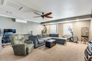 109 N Ash Ave, Azle, TX 76020 - Photo 10