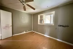 208 Anglin St, Sulphur Springs, TX 75482 - Photo 14