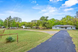 3602 Bent Oak Street E, Greenville, TX 75401 - Photo 4