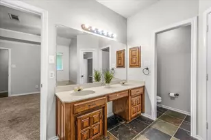 413 Flagstone Dr, Burleson, TX 76028 - Photo 18