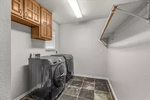 413 Flagstone Dr, Burleson, TX 76028 - Photo 12