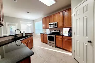 2752 Stallion Dr, Little Elm, TX 75068 - Photo 12