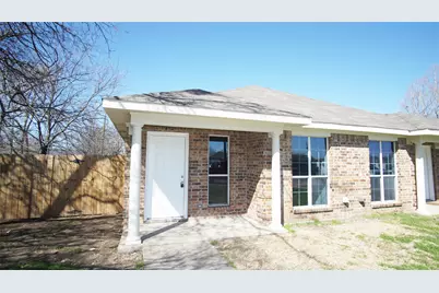 319 13th Street, Grand Prairie, TX 75051 - Photo 1