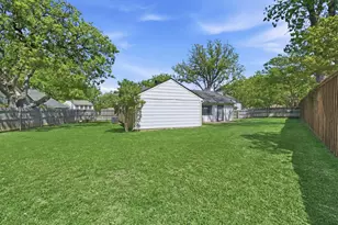 404 Knoll wood Ct, Euless, TX 76039 - Photo 38