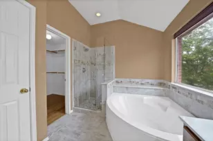 4523 Brittany Ln, Grand Prairie, TX 75052 - Photo 18