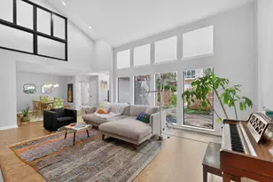 925 Easton Pl, Dallas, TX 75218 - Photo 12