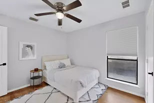 925 Easton Pl, Dallas, TX 75218 - Photo 24