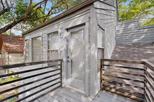 925 Easton Pl, Dallas, TX 75218 - Photo 32