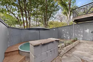 925 Easton Pl, Dallas, TX 75218 - Photo 28