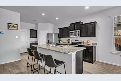 9224 Red Brush Trail, Fort Worth, TX 76131 - Photo 6