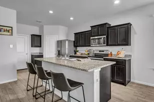 9224 Red Brush Trl, Fort Worth, TX 76131 - Photo 6