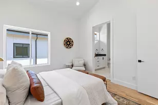 2120 Lovedale Ave, Dallas, TX 75235 - Photo 14