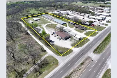 3902 Highway 82, Gainesville, TX 76240 - Photo 1