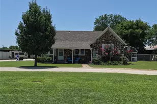 3902 Hwy 82, Gainesville, TX 76240 - Photo 12
