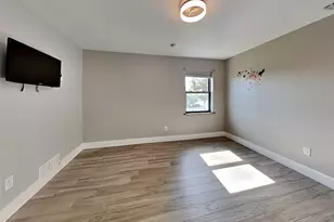 6915 Forestglade Cir, Dallas, TX 75230 - Photo 14