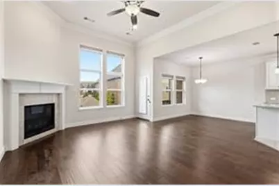 555 Waterloo Drive, Lewisville, TX 75067 - Photo 14