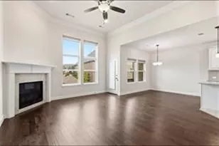 555 Waterloo Dr, Lewisville, TX 75067 - Photo 14