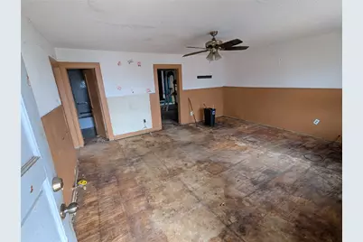 1701 E Leon Street, Gatesville, TX 76528 - Photo 2