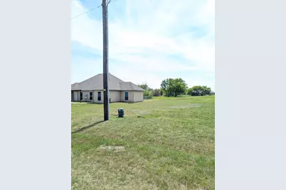 120 Collett Court, Weatherford, TX 76088 - Photo 2