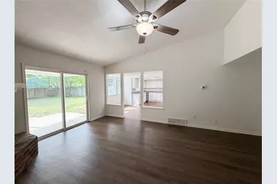 913 Jayellen Court, Burleson, TX 76028 - Photo 6