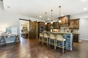 104 Oak Bend Ct, Lipan, TX 76462 - Photo 6